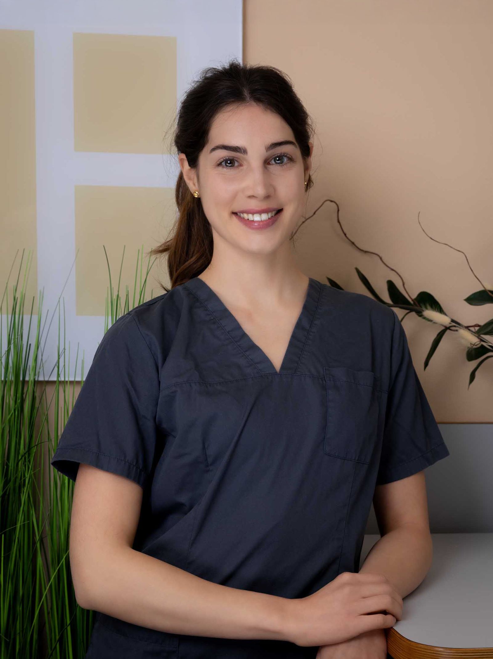 Praxis Für Zahnmedizin Und Oralchirurgie André Chenillet Zahnmedizin und Oralchirurgie Dr. Stefanie Hilpert