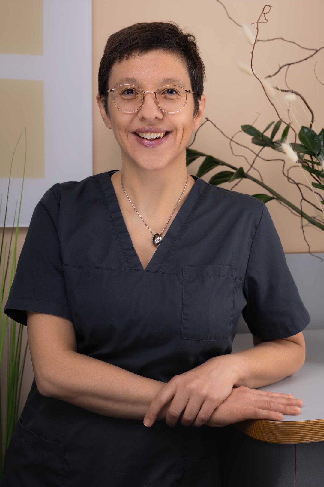 Praxis Für Zahnmedizin Und Oralchirurgie André Chenillet Zahnmedizin und Oralchirurgie Dr. Stefanie Hilpert