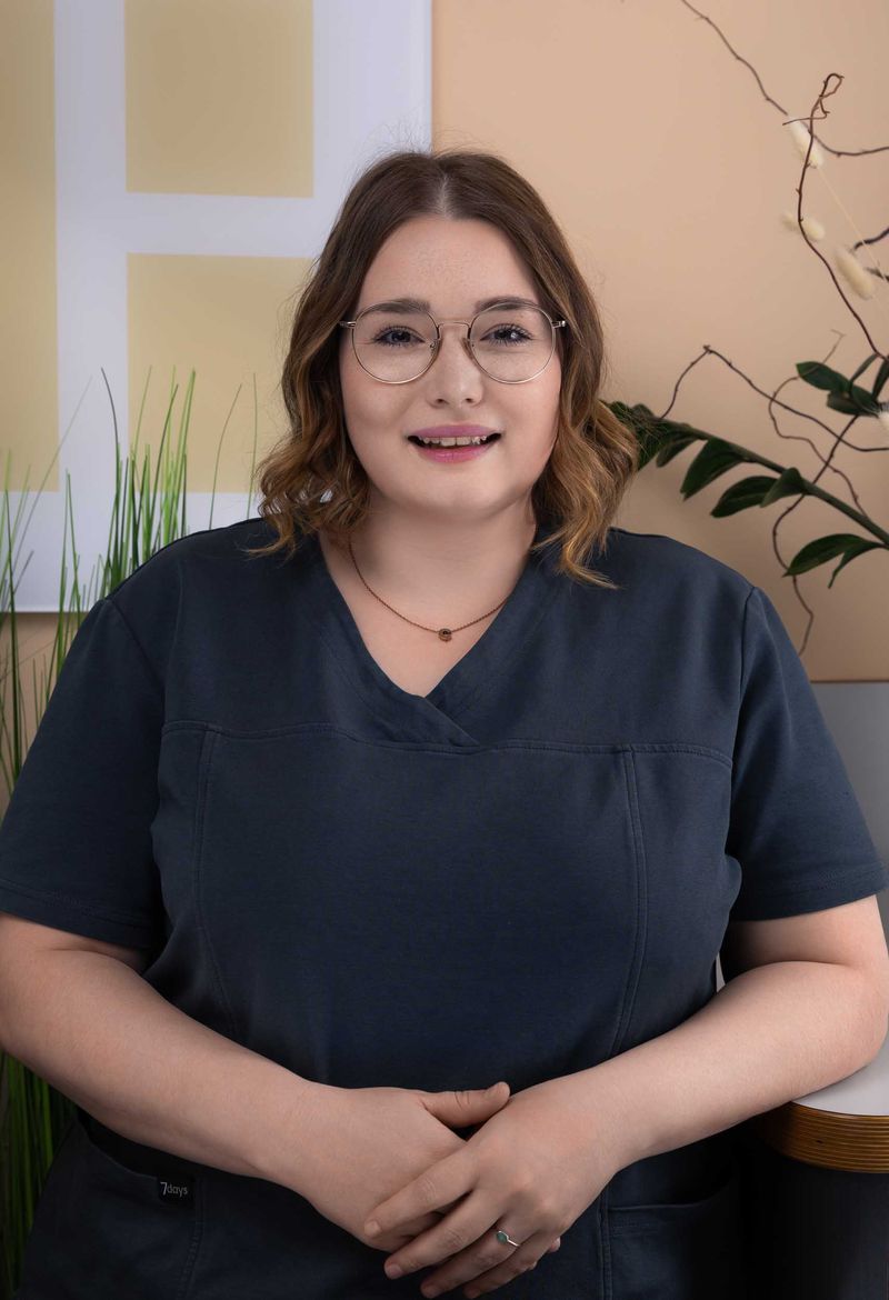 Praxis Für Zahnmedizin Und Oralchirurgie André Chenillet Zahnmedizin und Oralchirurgie Dr. Stefanie Hilpert